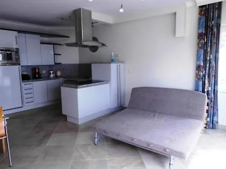 Zoute Near Beach With Garage